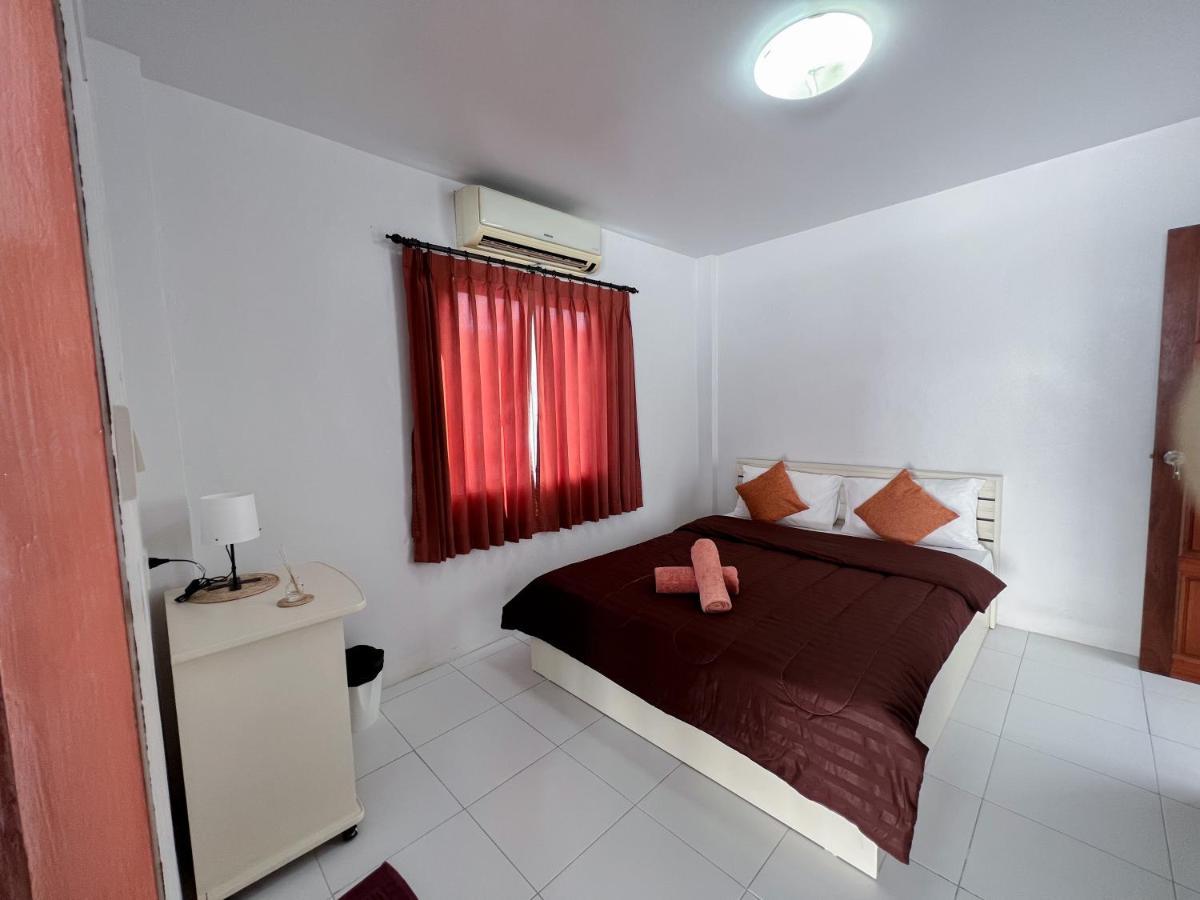 Hotel The 4 Blocks At Kata Noi Exterior foto